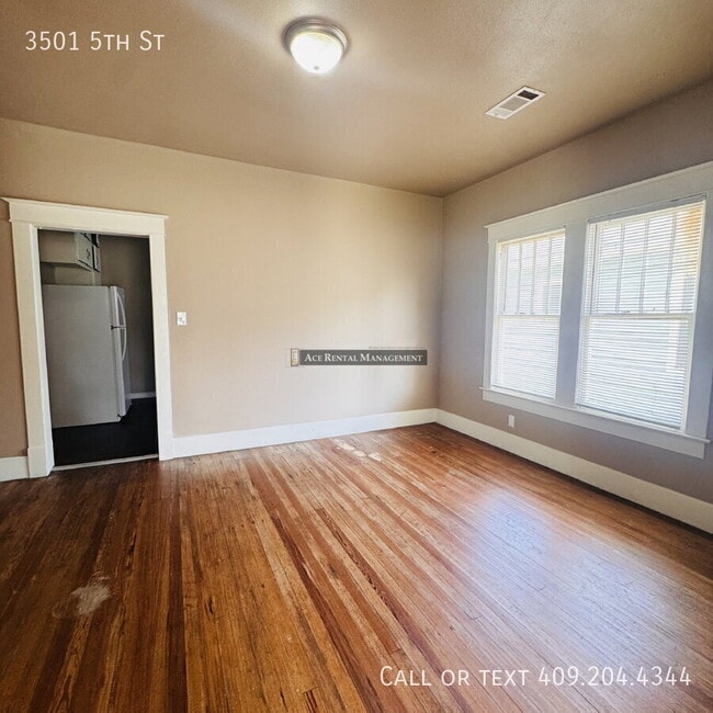 Building Photo - 3501 5th St