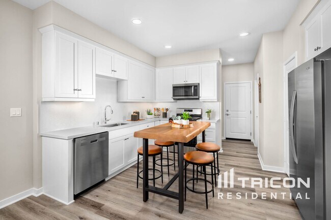 Building Photo - 24970 Vermijo Ct
