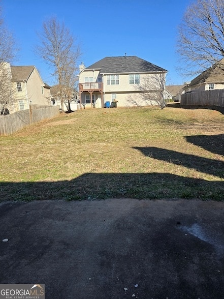 Building Photo - 5420 Yellow Pine Dr