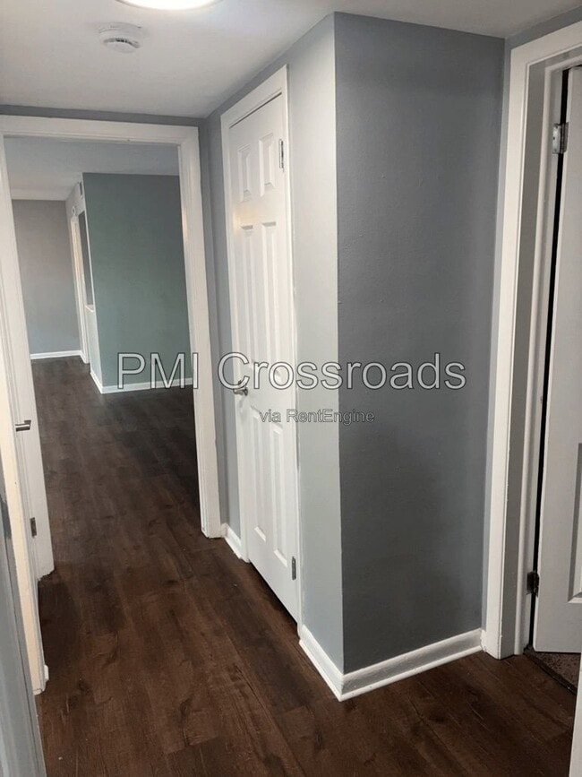 Building Photo - 16025 Van Aken Blvd