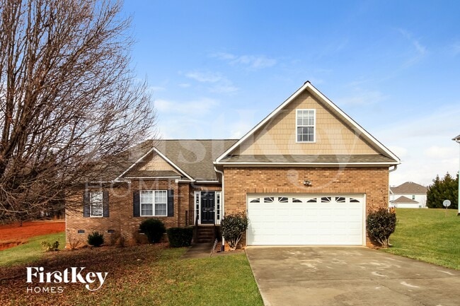 Building Photo - 3117 Knoll Ridge Dr