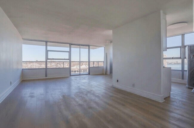 Building Photo - 6050 JFK Blvd E