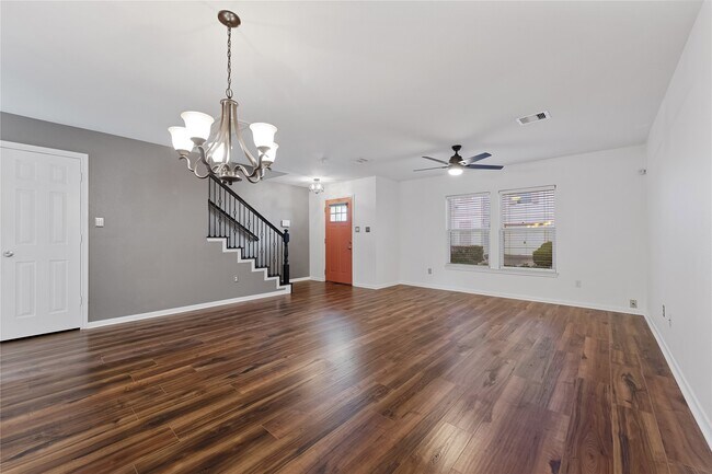 Building Photo - 2623 Woodridge Cove Dr