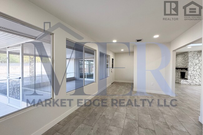 Building Photo - 3Bed/2Bath Home in 55+ Community in Sun Ci...