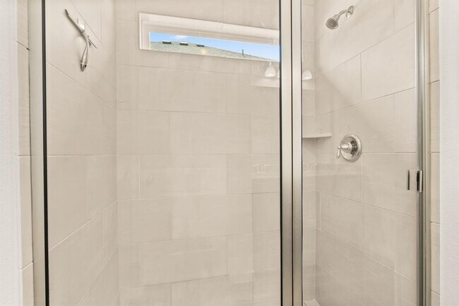 Building Photo - 4512 Arques Ave