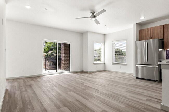 Building Photo - 3141 Waits Ave