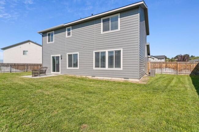 Building Photo - 1367 Placerville Ct