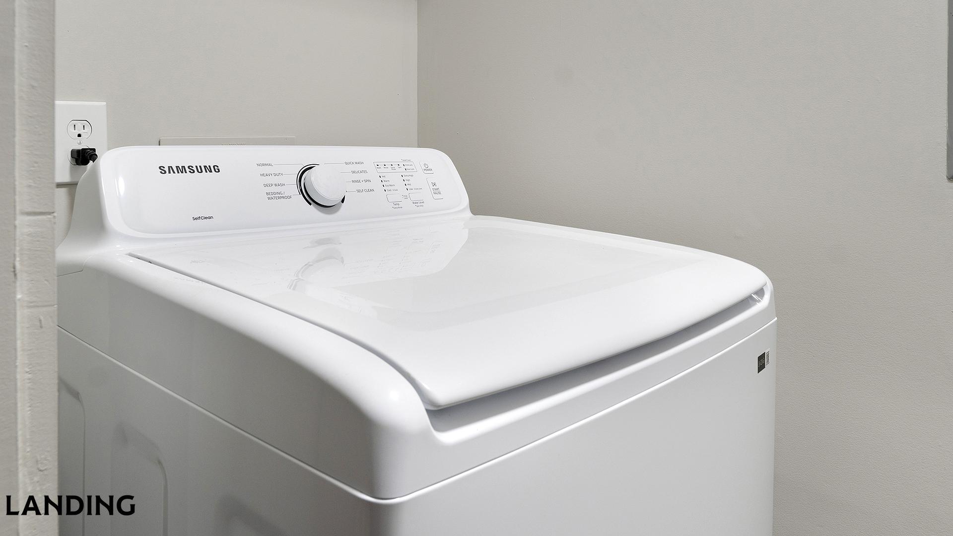 Building Photo - 49 Boulevard SE