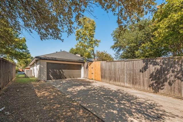 Building Photo - 3510 Jonquil Ln