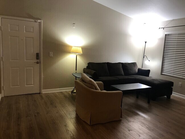 Building Photo - 2300 E Silverado Ranch Blvd