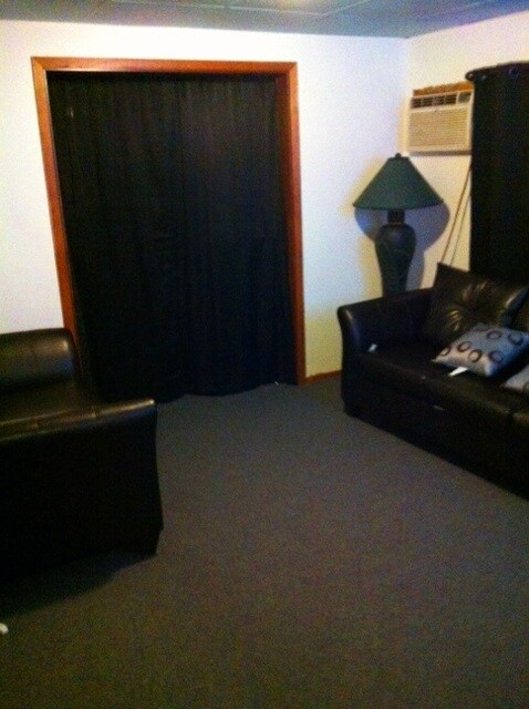 Building Photo - 219 4th Ave S