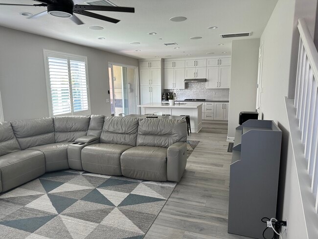 Living room - 1272 E Providence Loop