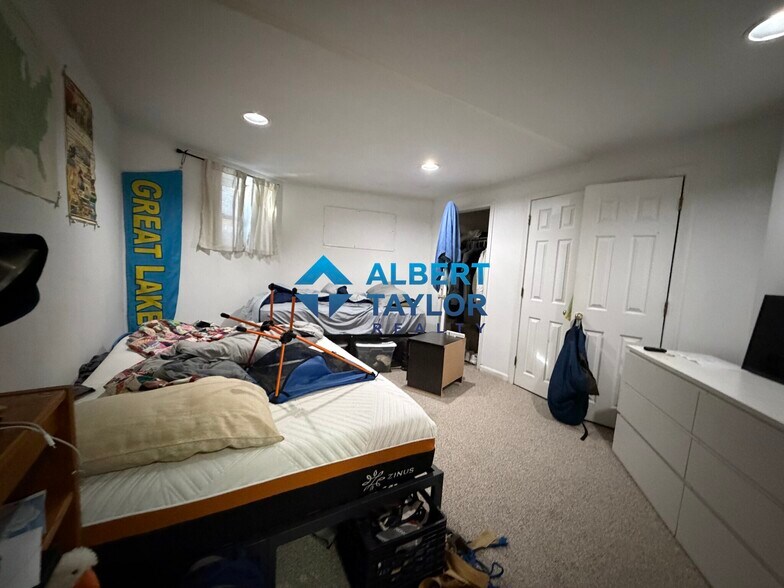 Building Photo - 486 Massachusetts Ave