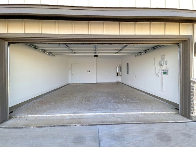 Building Photo - 1405 Zapateado Wy