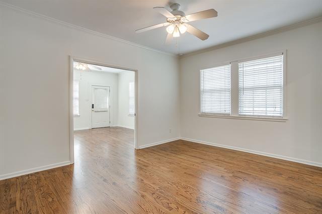 Building Photo - 1622 Mistletoe Blvd