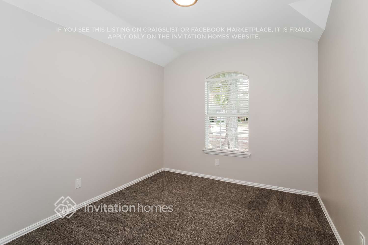 Building Photo - 5301 Spicewood Dr