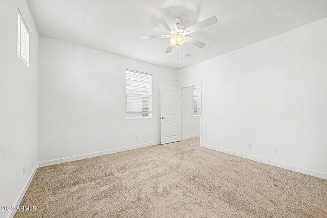 Building Photo - 5516 S Dillon Cir