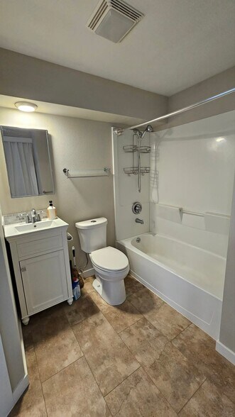 Building Photo - 6945 Native Cir