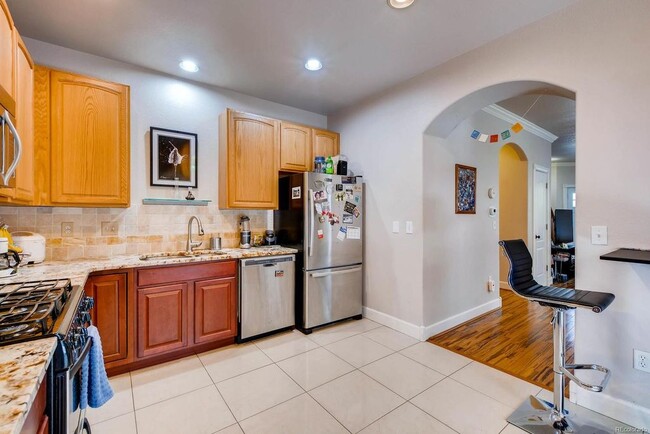 Kitchen - 2687 S University Blvd