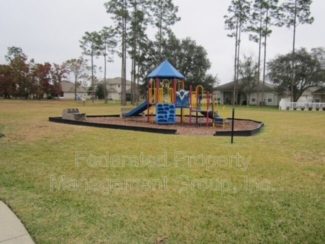Building Photo - 2615 Creek Ridge Dr