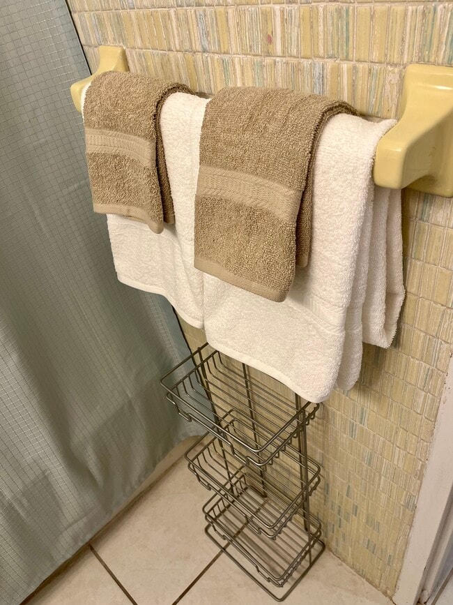 Building Photo - 55 Sea Park Blvd