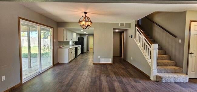 Building Photo - Stunning Rosewood Home COMING SOON