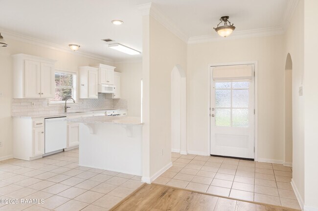 Building Photo - 133 Wild Rose Ln
