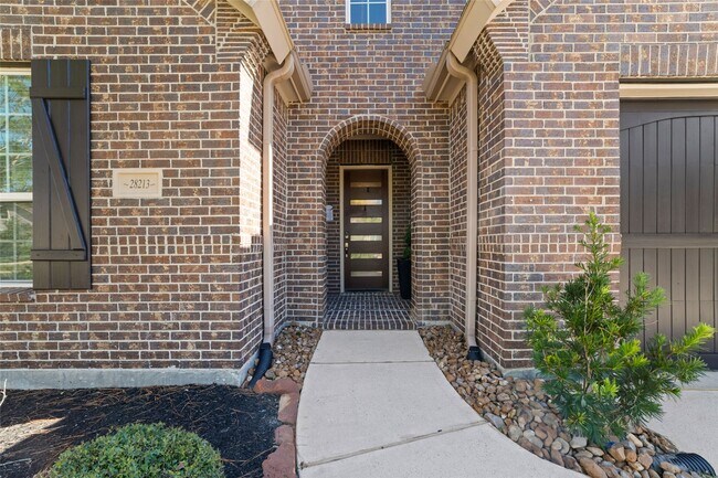 Building Photo - 28213 Briarwood Pass