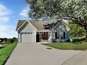 Building Photo - 150 Exeter Ct