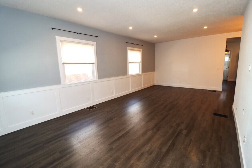 Building Photo - 120 S Court St