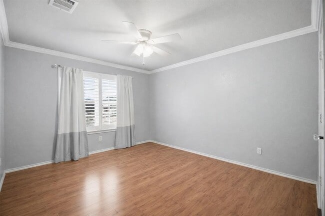 Building Photo - 113 Scarlet Oak Cove