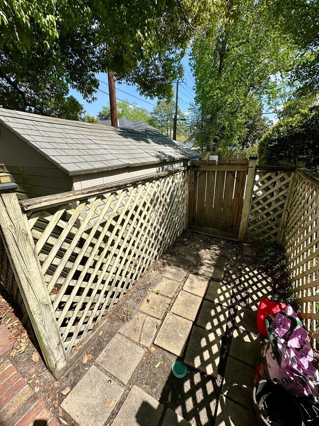 Building Photo - 3 BED | 2 BATH | ARDSLEY PARK | PRIVATE BACK PORCH