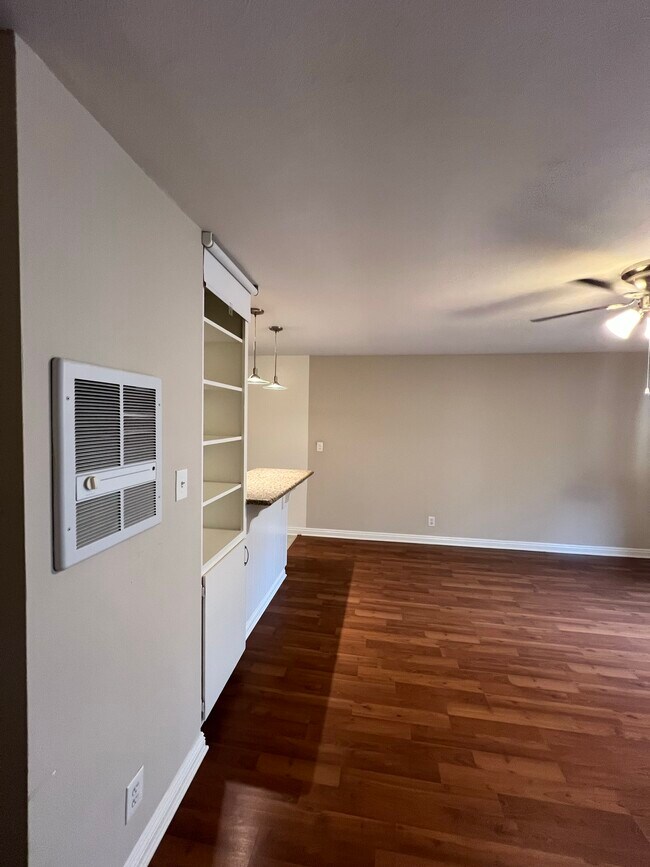 Building Photo - 5585 E Pacific Coast Hwy