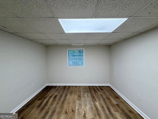 Building Photo - 1329 Watts Rd