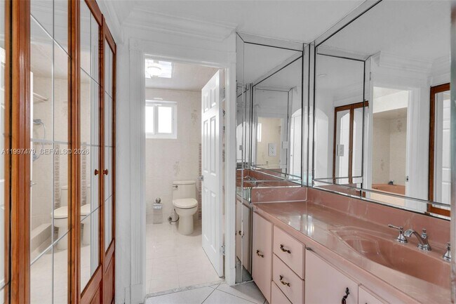 Building Photo - 201 SW 51st Ct