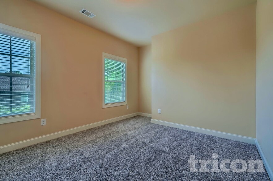 Building Photo - 436 Copper Ridge Dr