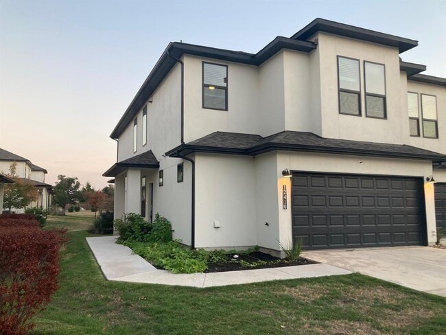 Building Photo - 12410 Maypole Bend