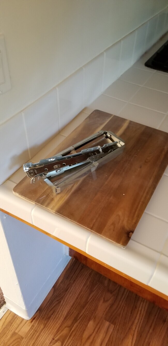 Building Photo - 134 Hurlbut St