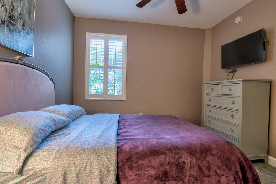 Building Photo - 8775 Coastline Ct