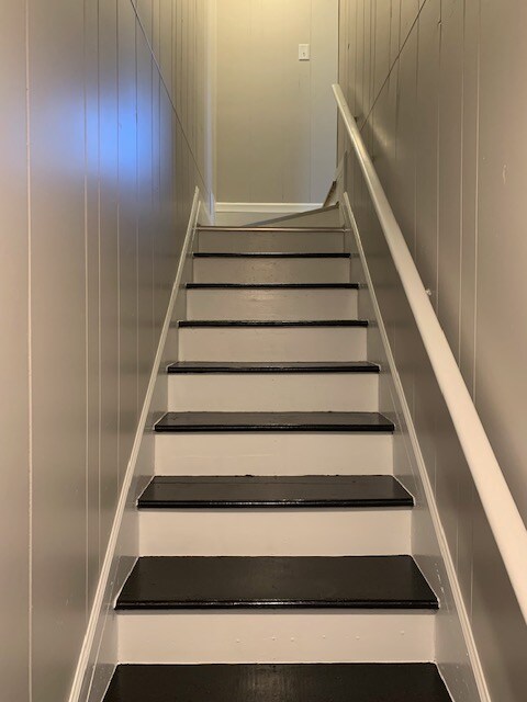 Building Photo - 2218 Concord St