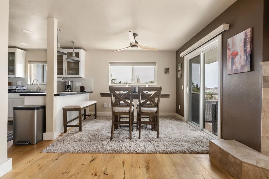 Building Photo - 301 Crocus Ct