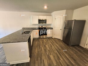 Building Photo - 1552 Austin Dr