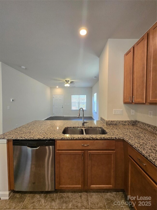 Building Photo - 7446 Sienna Heights Pl