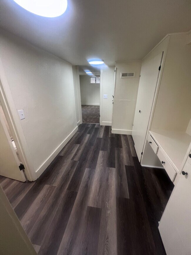 Building Photo - 1206 Gregory Way