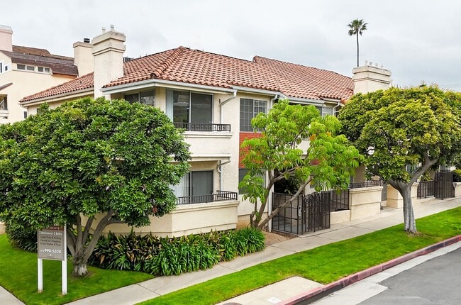 Building Photo - Kerwood Apartments