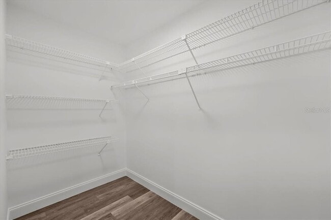 Building Photo - 11218 Creek View Dr