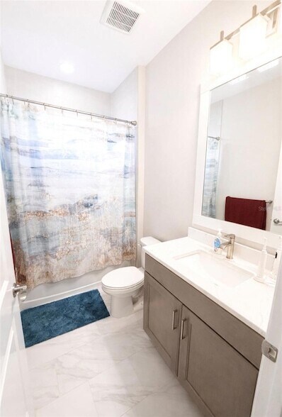 Building Photo - 1055 Waterline Ct