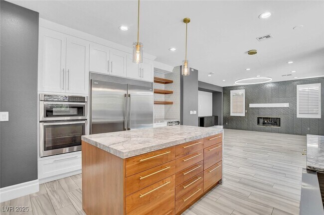 Building Photo - 9704 Cameo Rose Ln