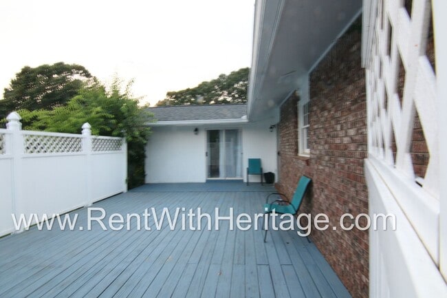 Building Photo - Charming Newly Renovated 3bd/ 2ba/ Gorgeou...