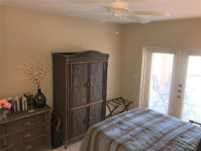 Building Photo - 808 3rd Ave W